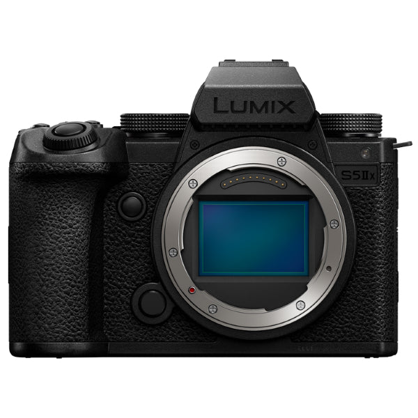 Panasonic Lumix S5 Mark II X – Appareil Photo Hybride Plein Format 24,2 MP avec Vidéo 6K, Autofocus Hybride et Streaming IP