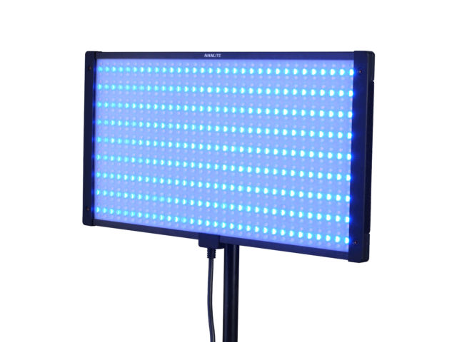 Nanlite PavoSlim 120C
